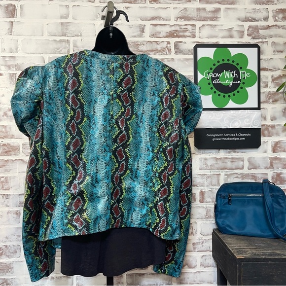 Azalea wang Vibrant Snake Print Jacket 2X - Picture 3 of 9